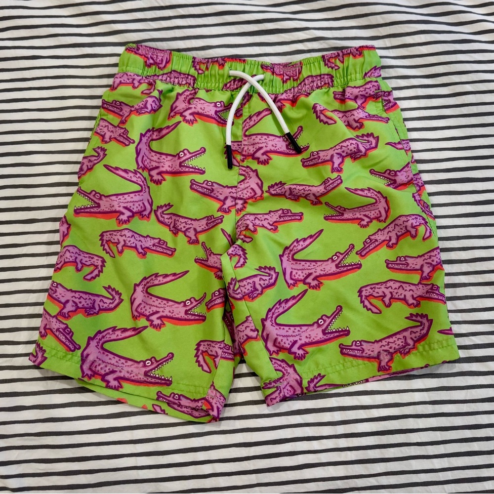 Maamgic Green Swim trunks with Pink Alligator Print size 8y